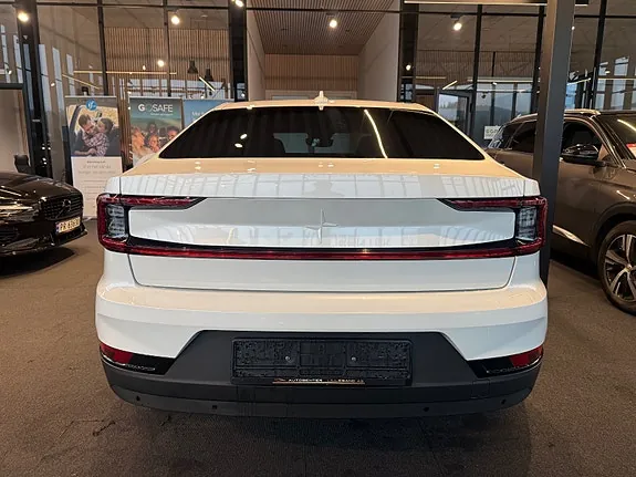 Polestar 2 2023 photo 5