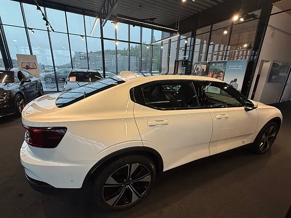 Polestar 2 2023 photo 3