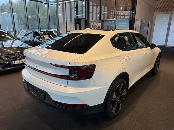 Polestar 2 2023 photo 4