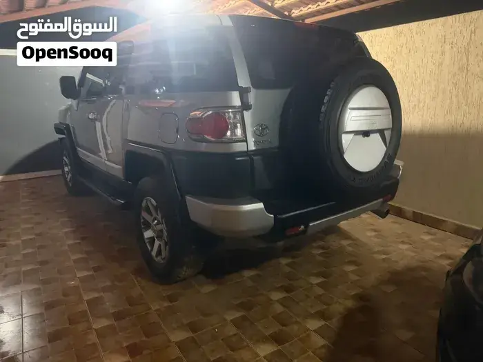 Toyota Fj 2012 photo 4