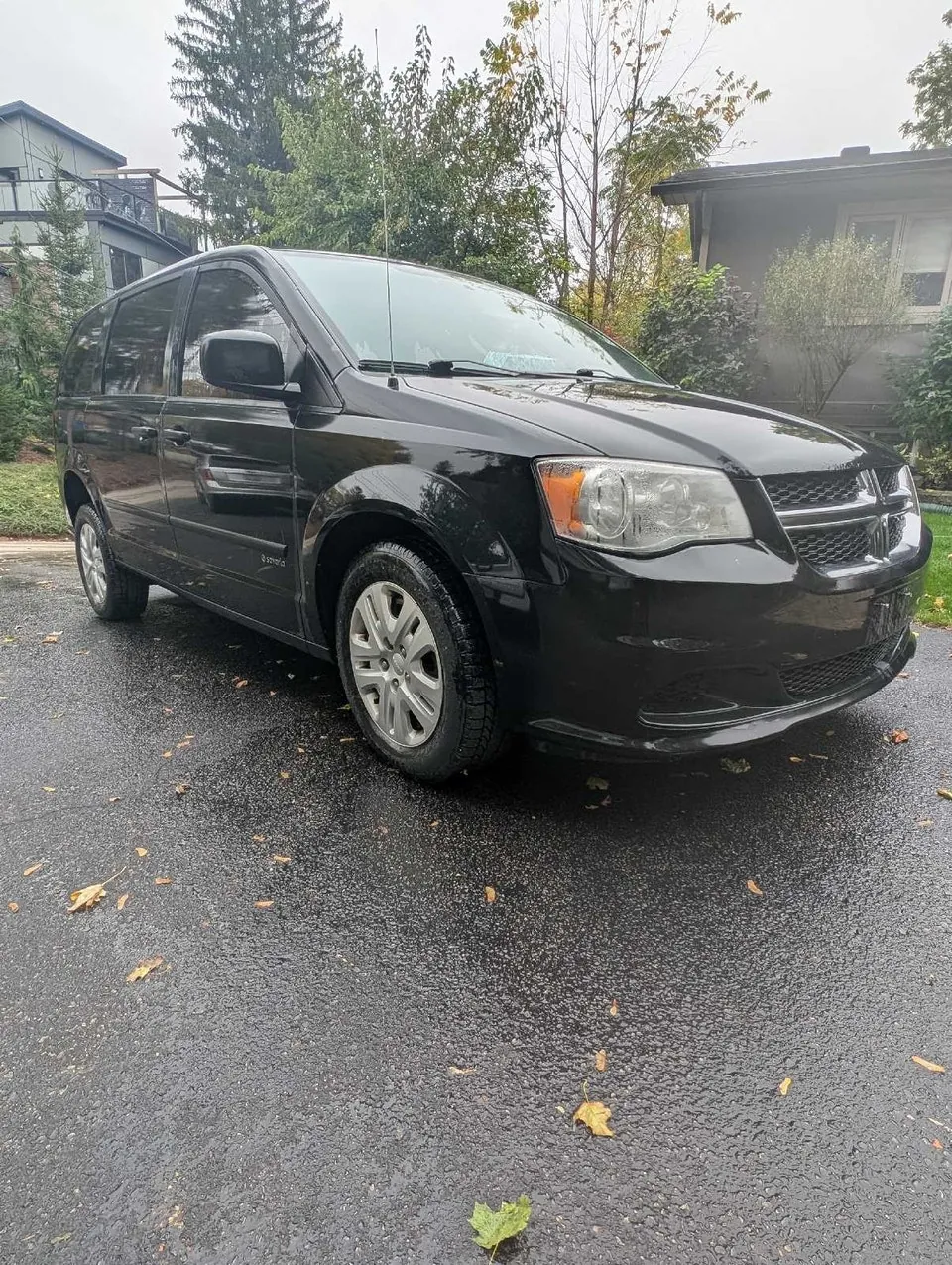 Dodge Grand Caravan 2017 photo 3