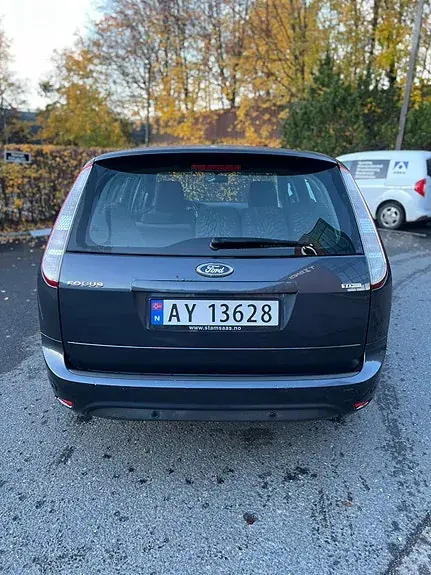 Ford Focus 2010 photo 4