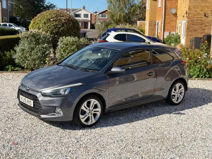 Hyundai I20 2015 photo 3