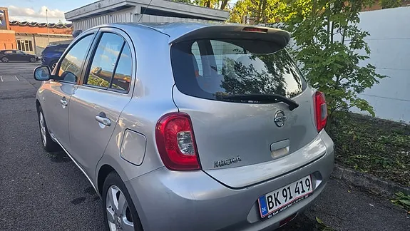 Nissan Micra 2016 photo 2