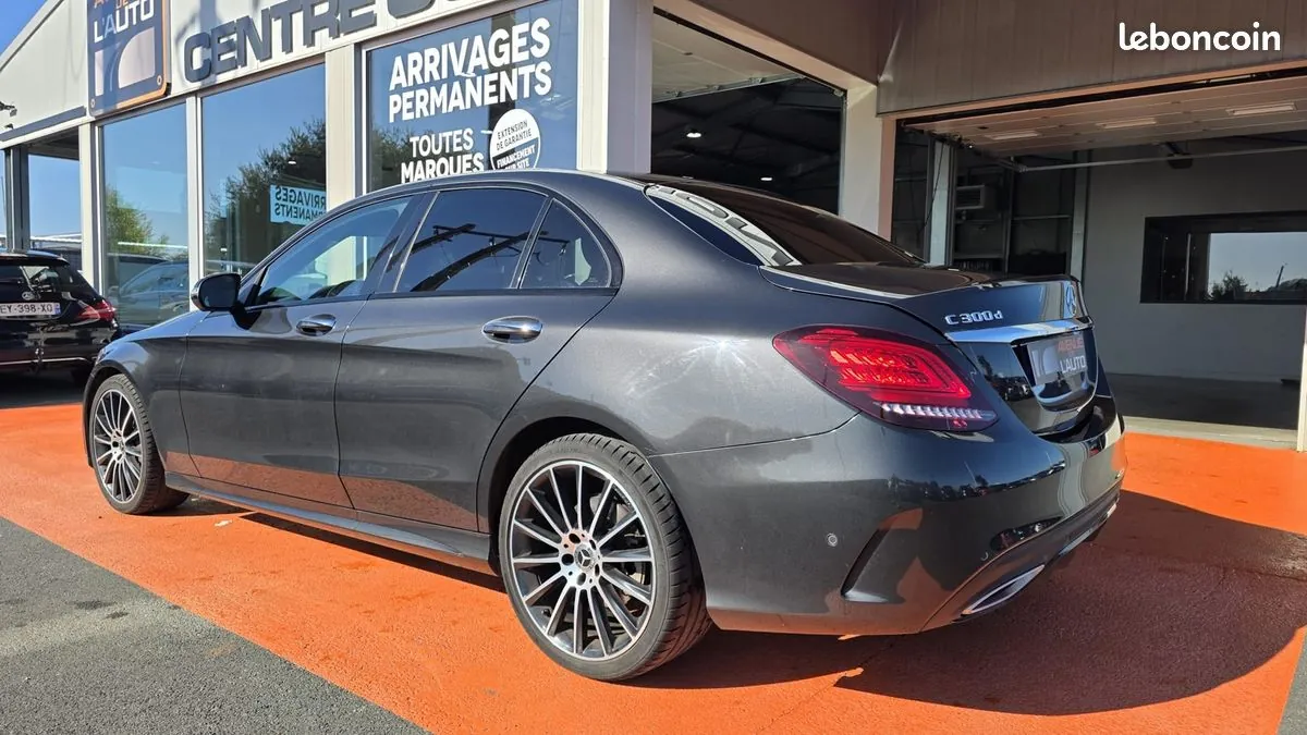 Mercedes-Benz C-Class 2021 photo 5