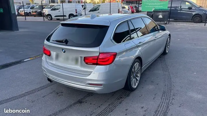BMW Série 3 2016 photo 2