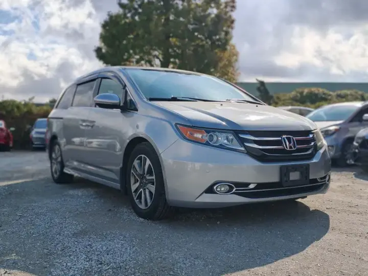 Honda Odyssey 2016 photo 3