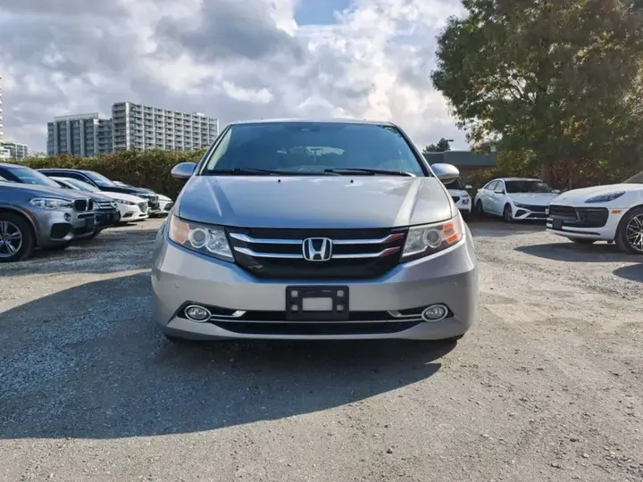 Honda Odyssey 2016 photo 2