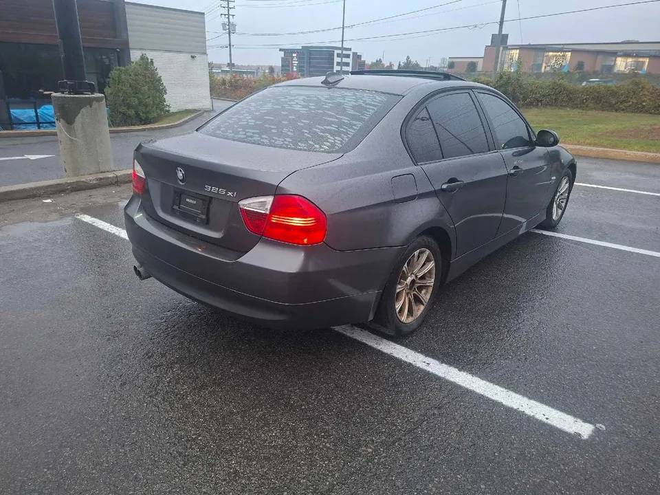 BMW 325Xi 2006 photo 3