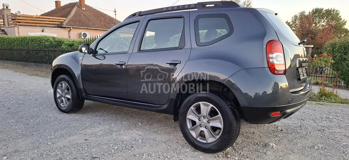 Dacia Duster 2014 photo 4