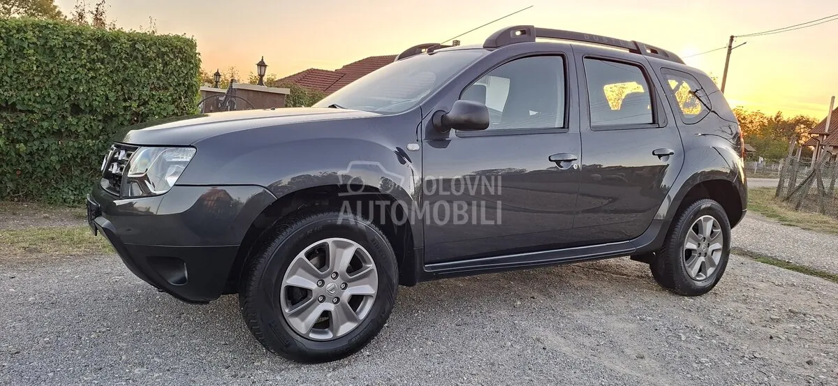 Dacia Duster 2014 photo 2
