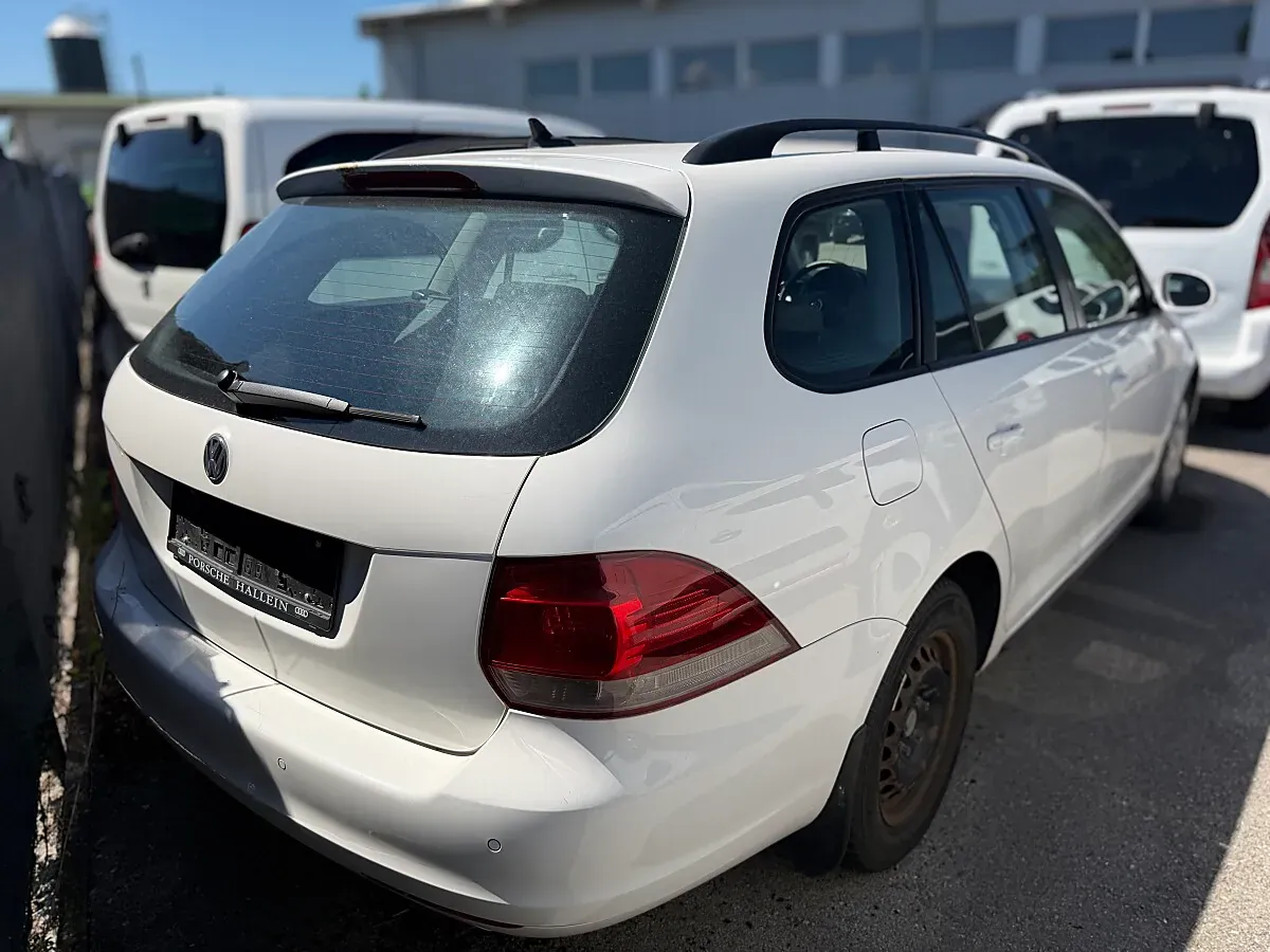 Volkswagen Golf 2011 photo 3