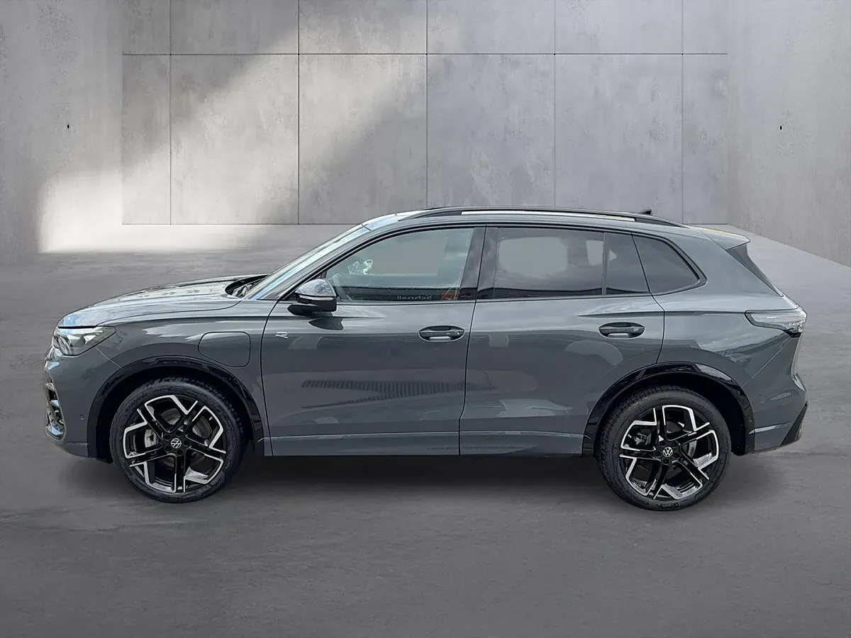 Volkswagen Tiguan 2026 photo 2