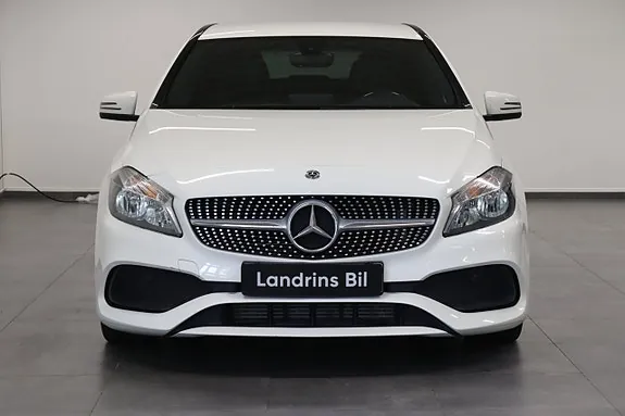 Mercedes-Benz A180 2018 photo 2