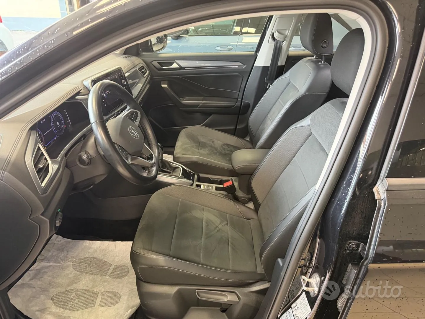 Volkswagen T-Roc 2022 photo 5
