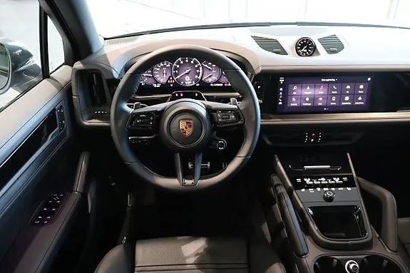 Porsche Cayenne 2027 photo 2
