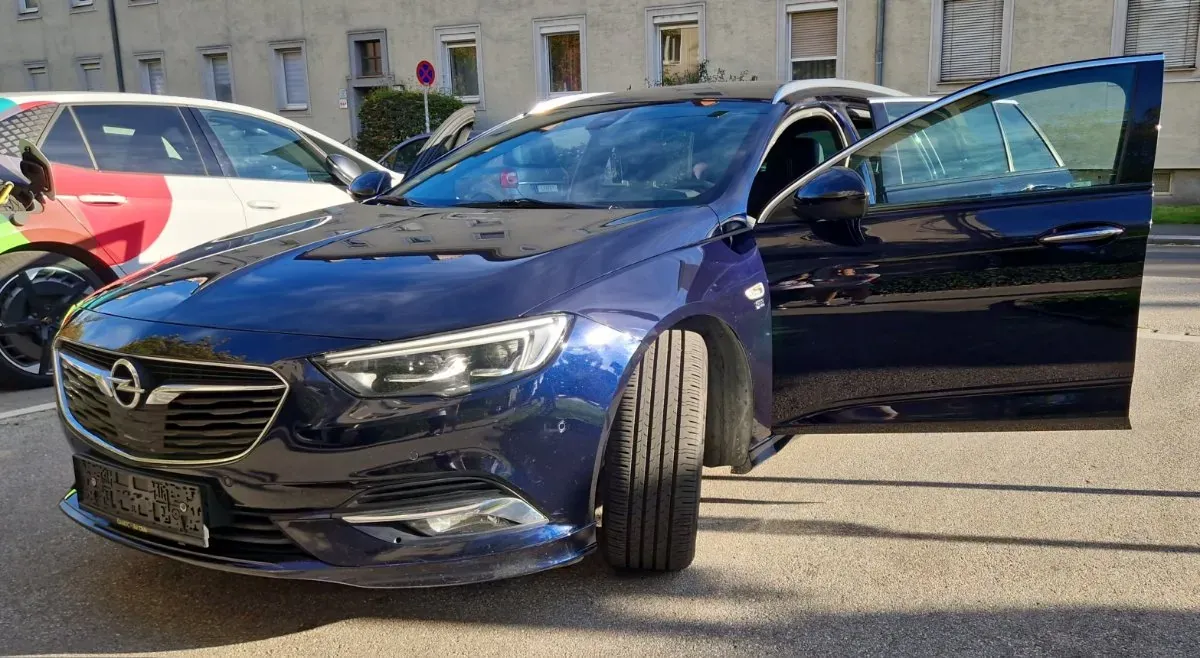 Opel Insignia 2018 photo 2