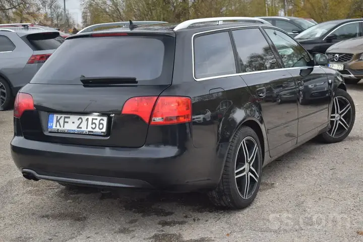 Audi A4 2006 photo 2