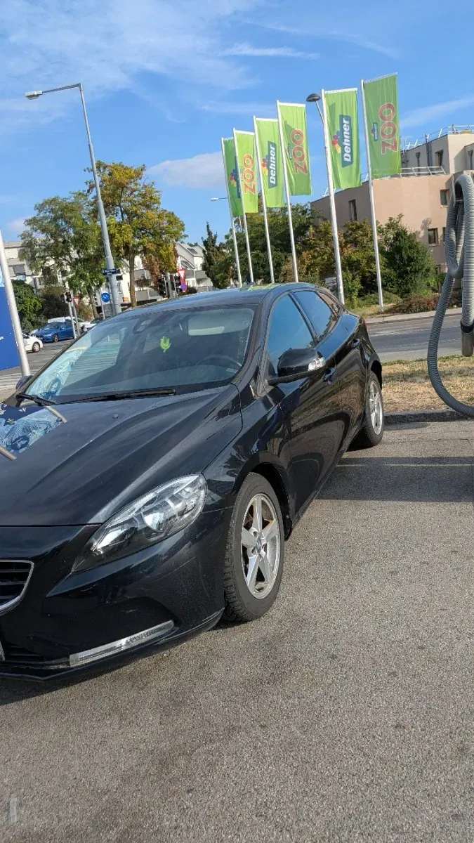 Volvo V40 2014 photo 2