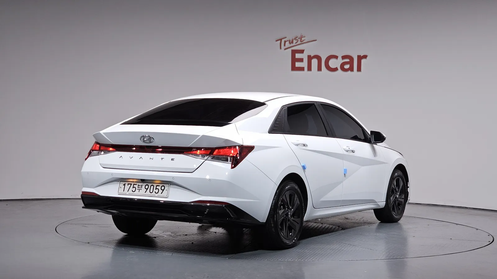 Hyundai Avante Hybrid