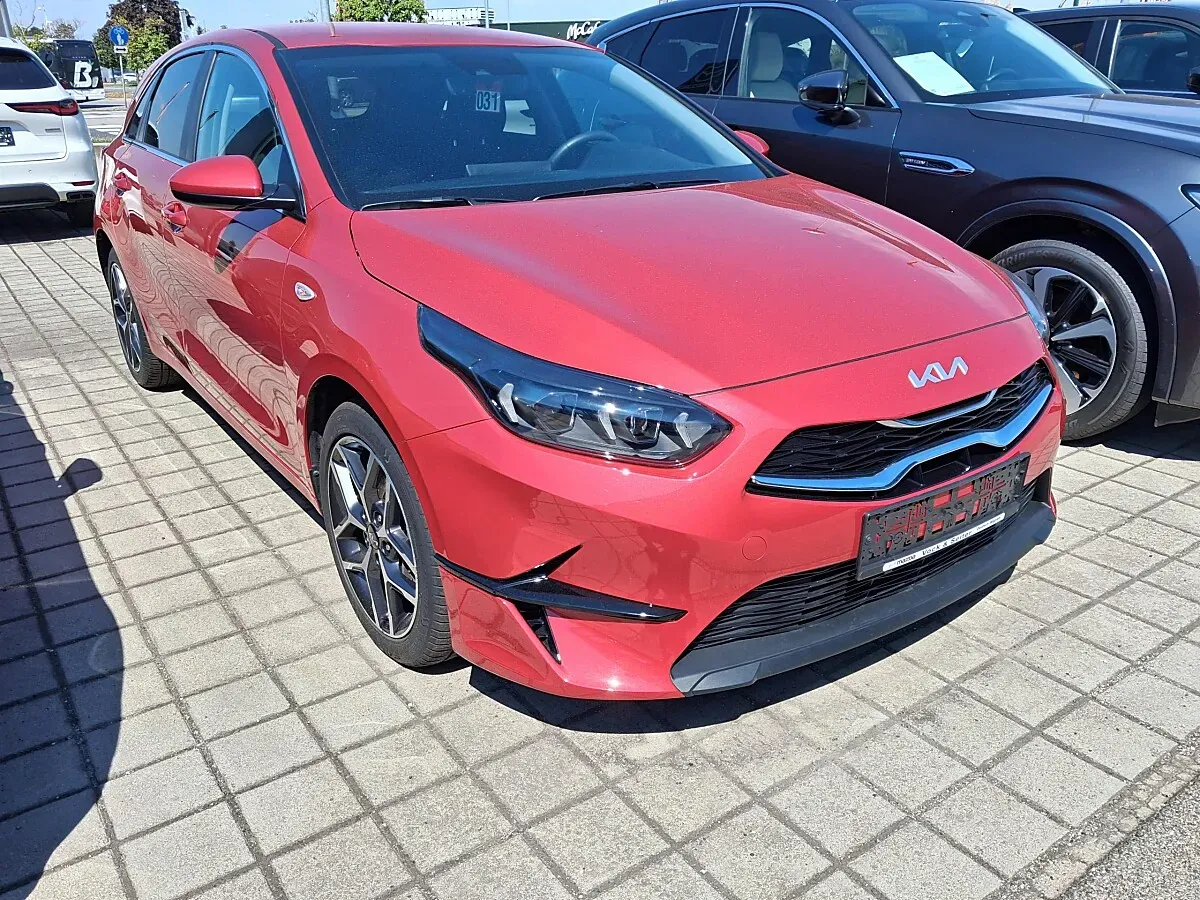 Kia Ceed 2024 photo 2