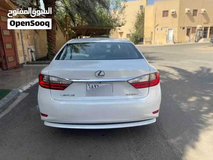 Lexus Es 2018 photo 3