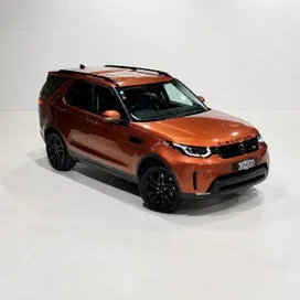 Land Rover Discovery 2017 photo 2