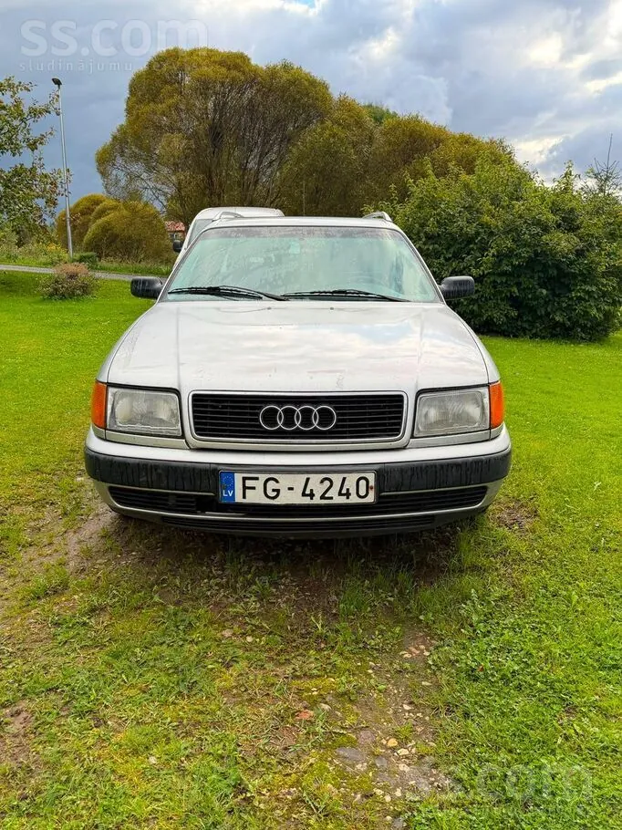 Audi 100 Avant