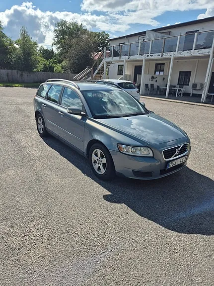 Volvo V50 2008 photo 2