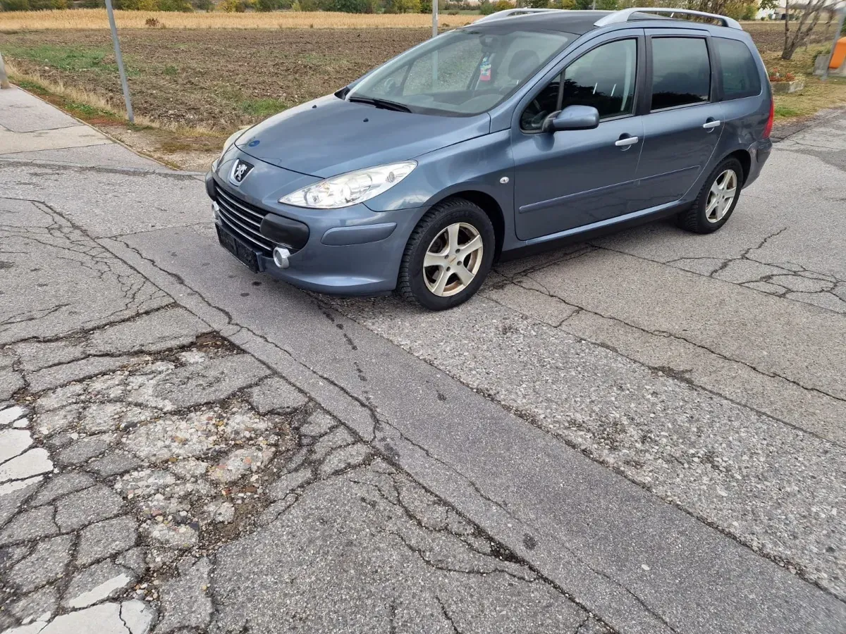 Peugeot 307
