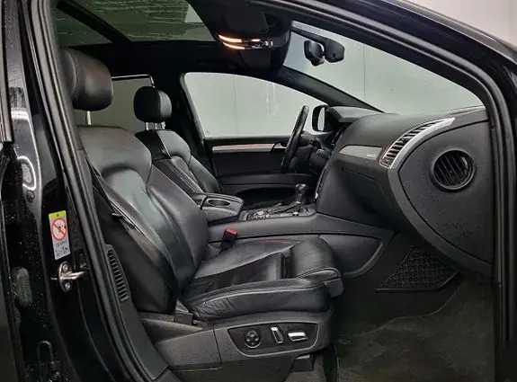 Audi Q7 2014 photo 5