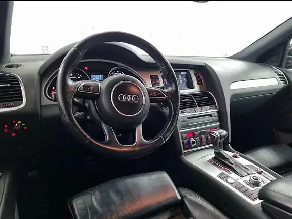Audi Q7 2014 photo 3