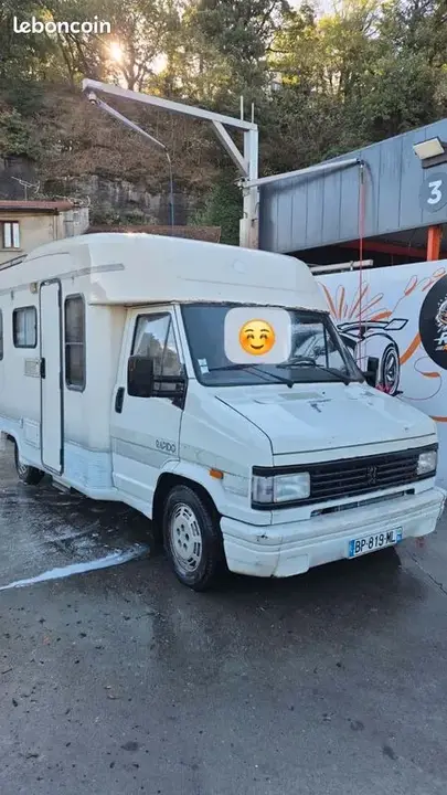 Peugeot J5 1993 photo 2