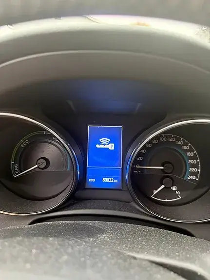 Toyota Auris 2015 photo 4