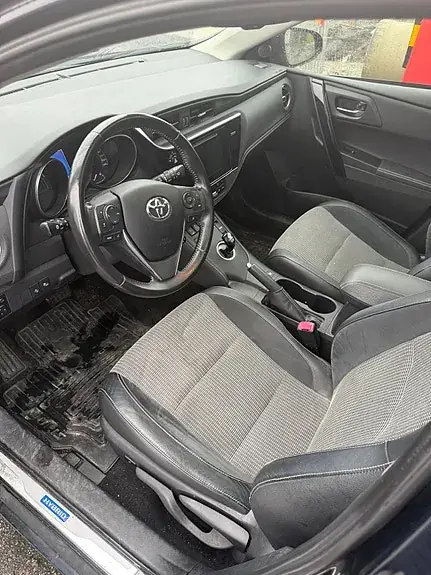 Toyota Auris 2015 photo 2