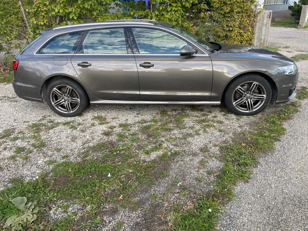 Audi A6 2015 photo 2