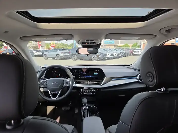 Chevrolet Trax 2026 photo 3