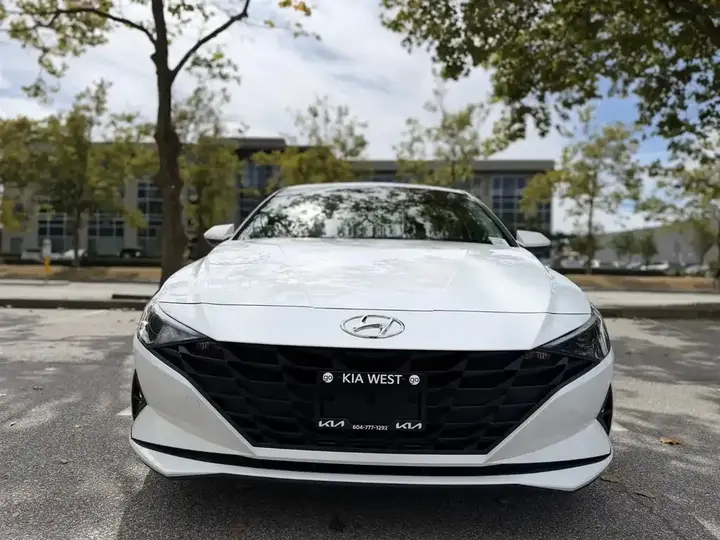 Hyundai Elantra 2021 photo 3