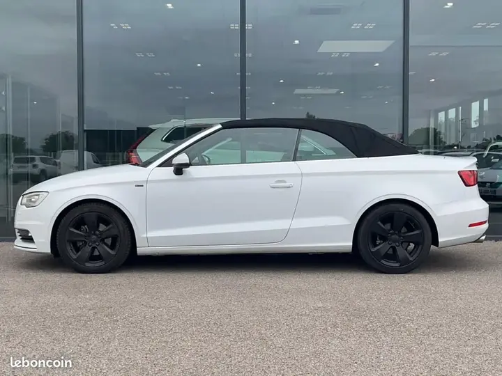 Audi A3 2015 photo 2
