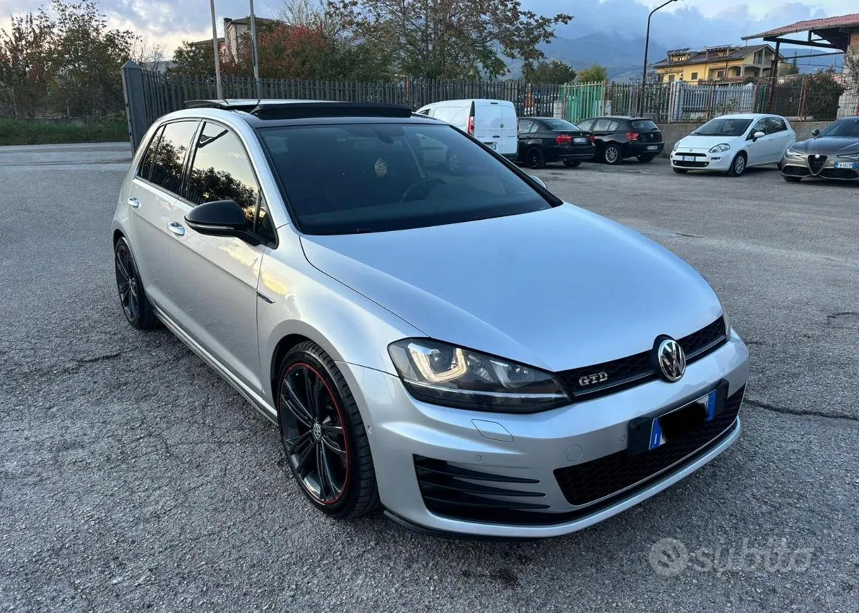 Volkswagen Golf 2015 photo 2