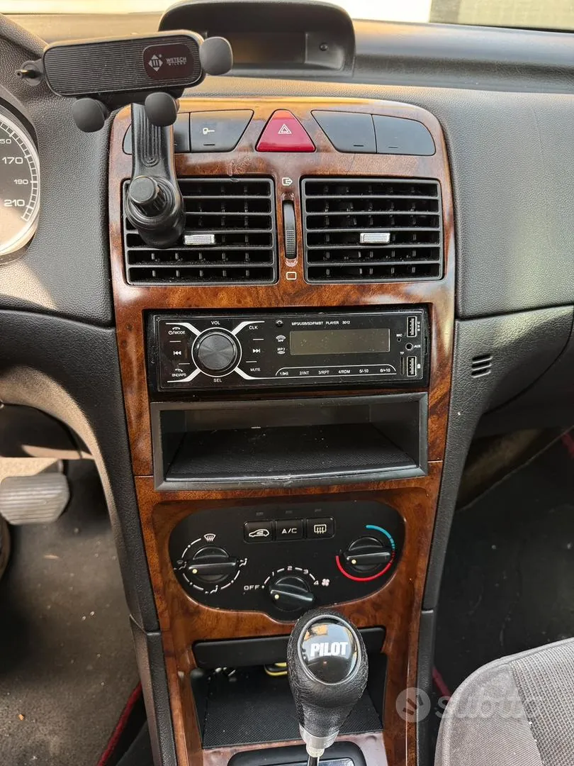 Peugeot 307 2002 photo 5