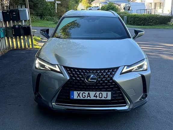 Lexus Ux250H 2020 photo 3