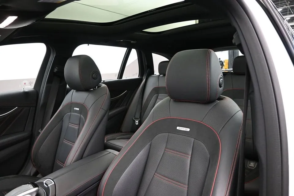 Mercedes-Benz E-Class 2019 photo 4