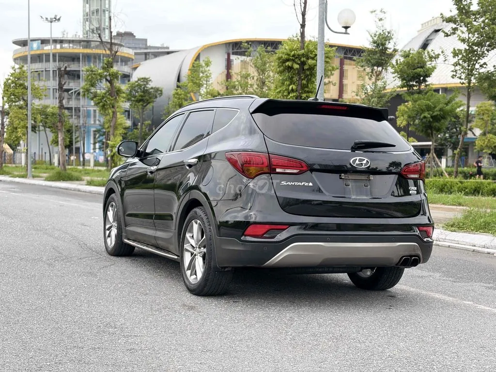 Hyundai Santa Fe 2016 photo 5