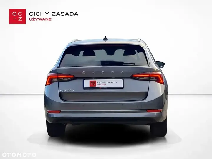 Skoda Octavia 2023 photo 4