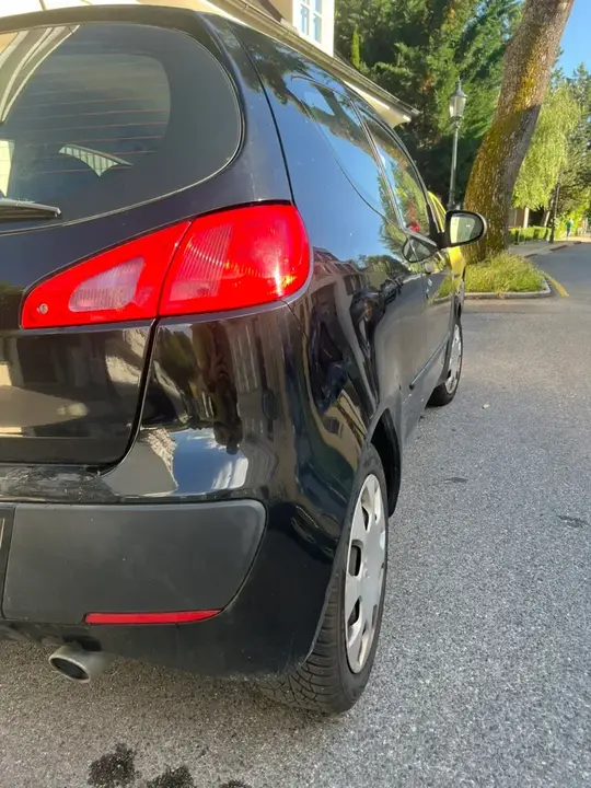 Mitsubishi Colt 2005 photo 2