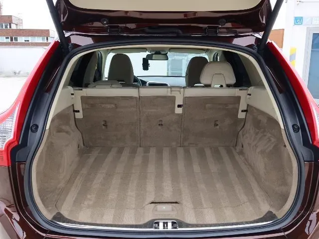 Volvo Xc60 2013 photo 2