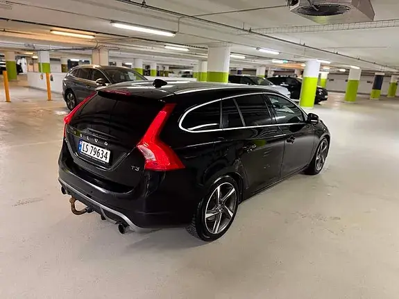 Volvo V60 2013 photo 2