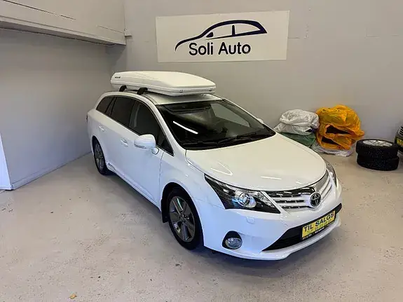 Toyota Avensis 2014 photo 3