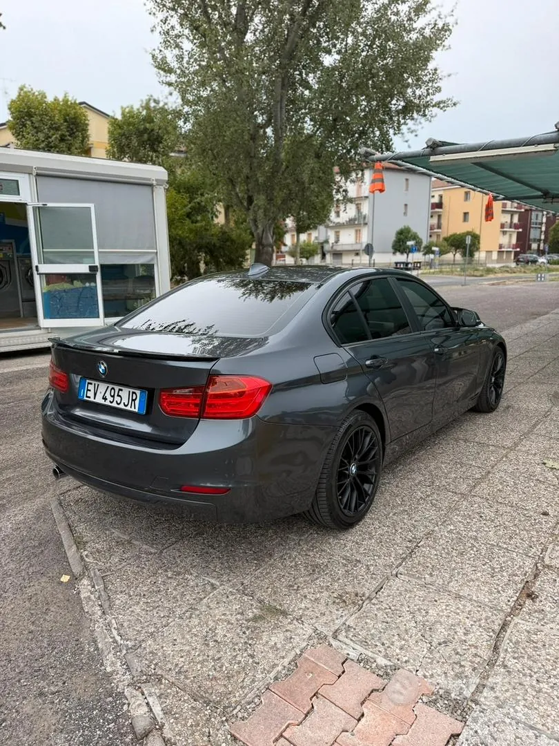 BMW 3 Series 2014 photo 4